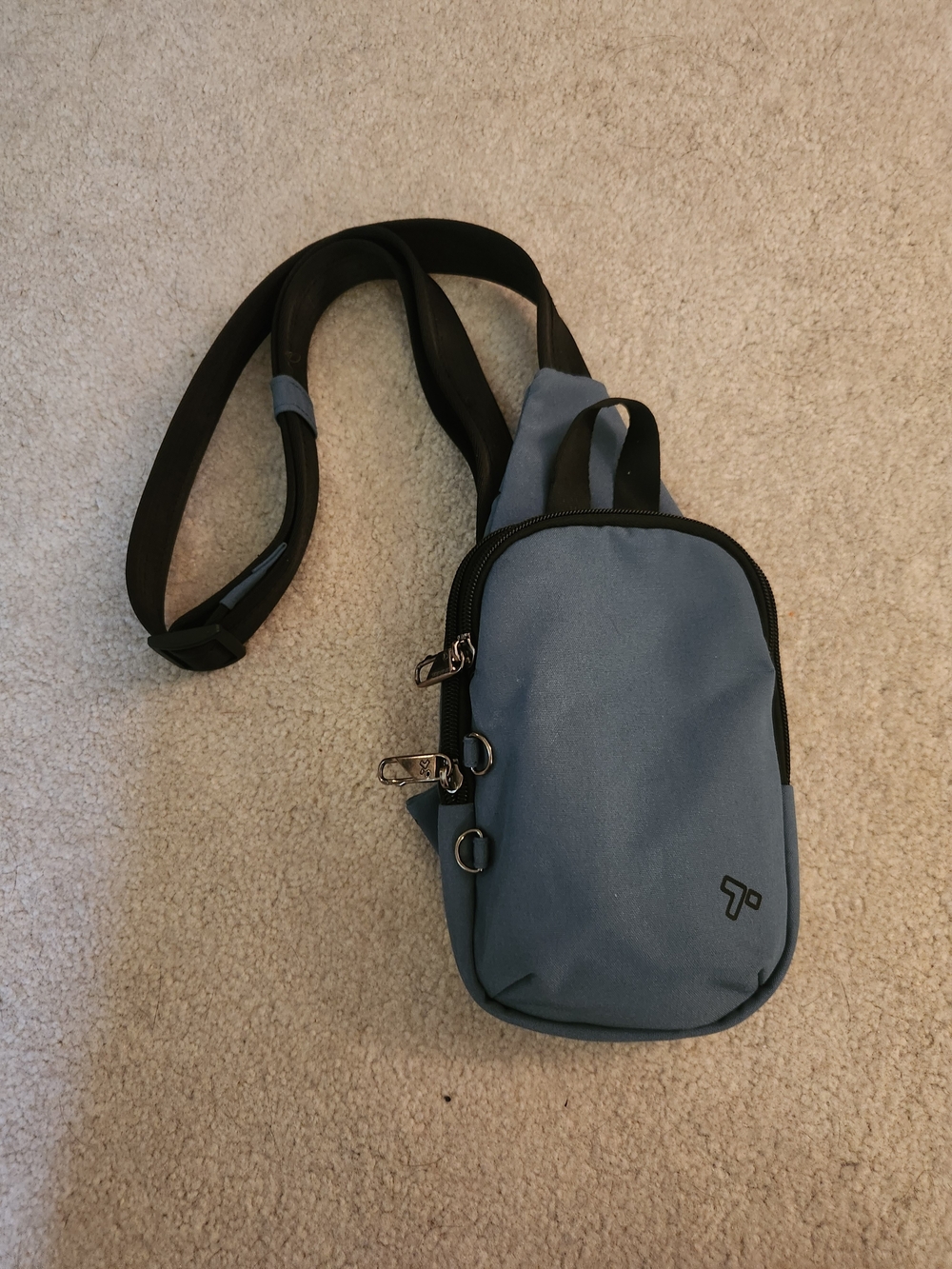 Travelon Women's Blue Sling Crossbody Bag